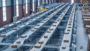 jak przenosniki rolkowe rewolucjonizuja intralogistyke w epoce automatyzacji 2.jpg 2